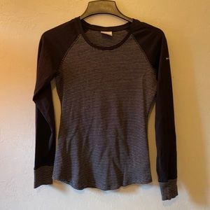 *SOLD* Columbia Base Layer Top Size M